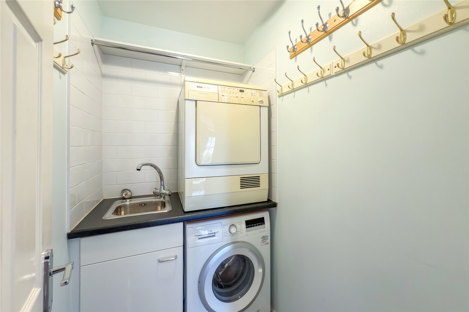 2 bed apartment to rent in Newmarket Court, Goldsmith Way, St Albans, Hertfordshire, AL3  - Property Image 15