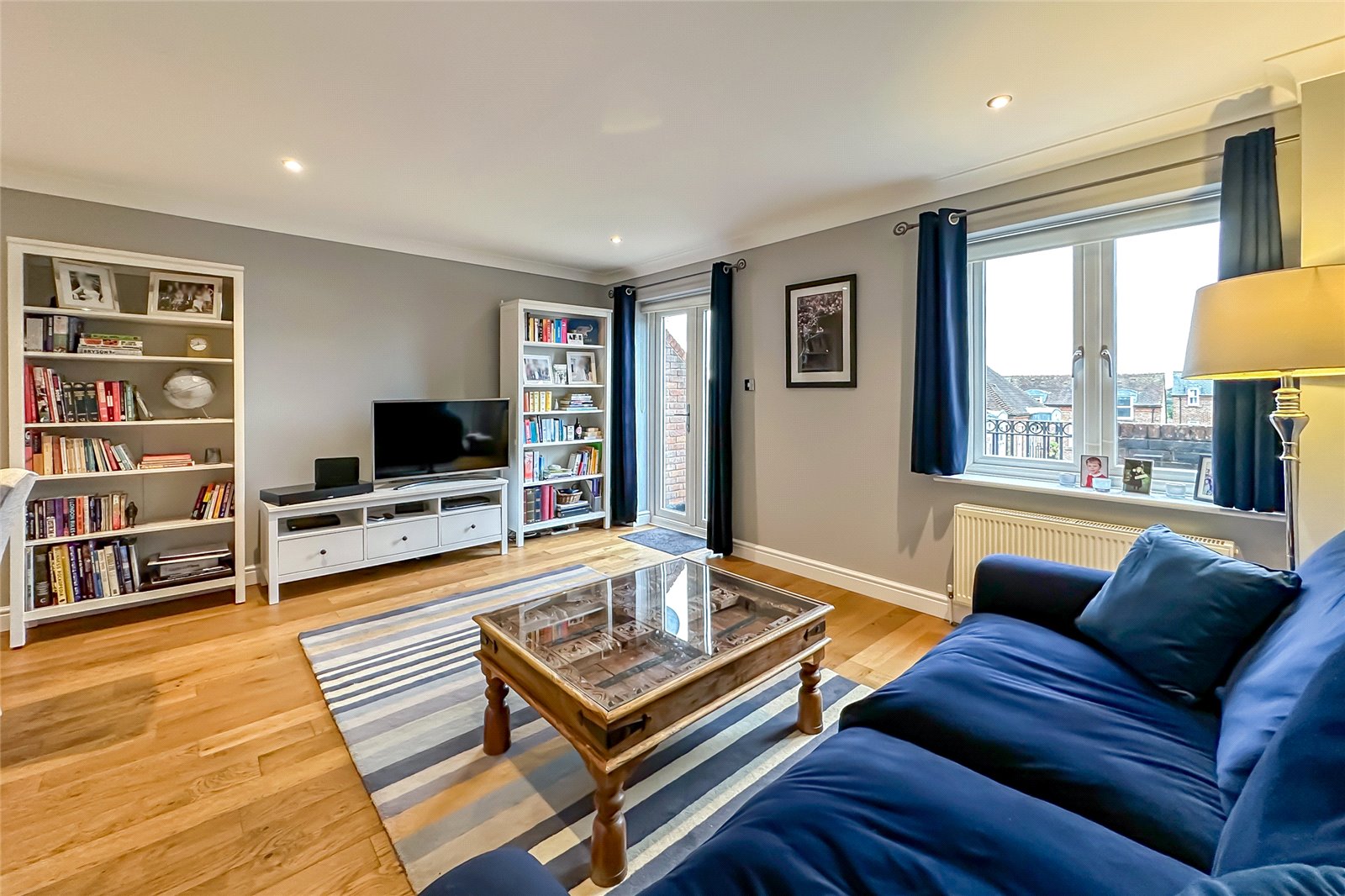 3 bed terraced house for sale in Saracens Head Yard, Pageant Road, St. Albans, Hertfordshire, AL1 - Property Image 4