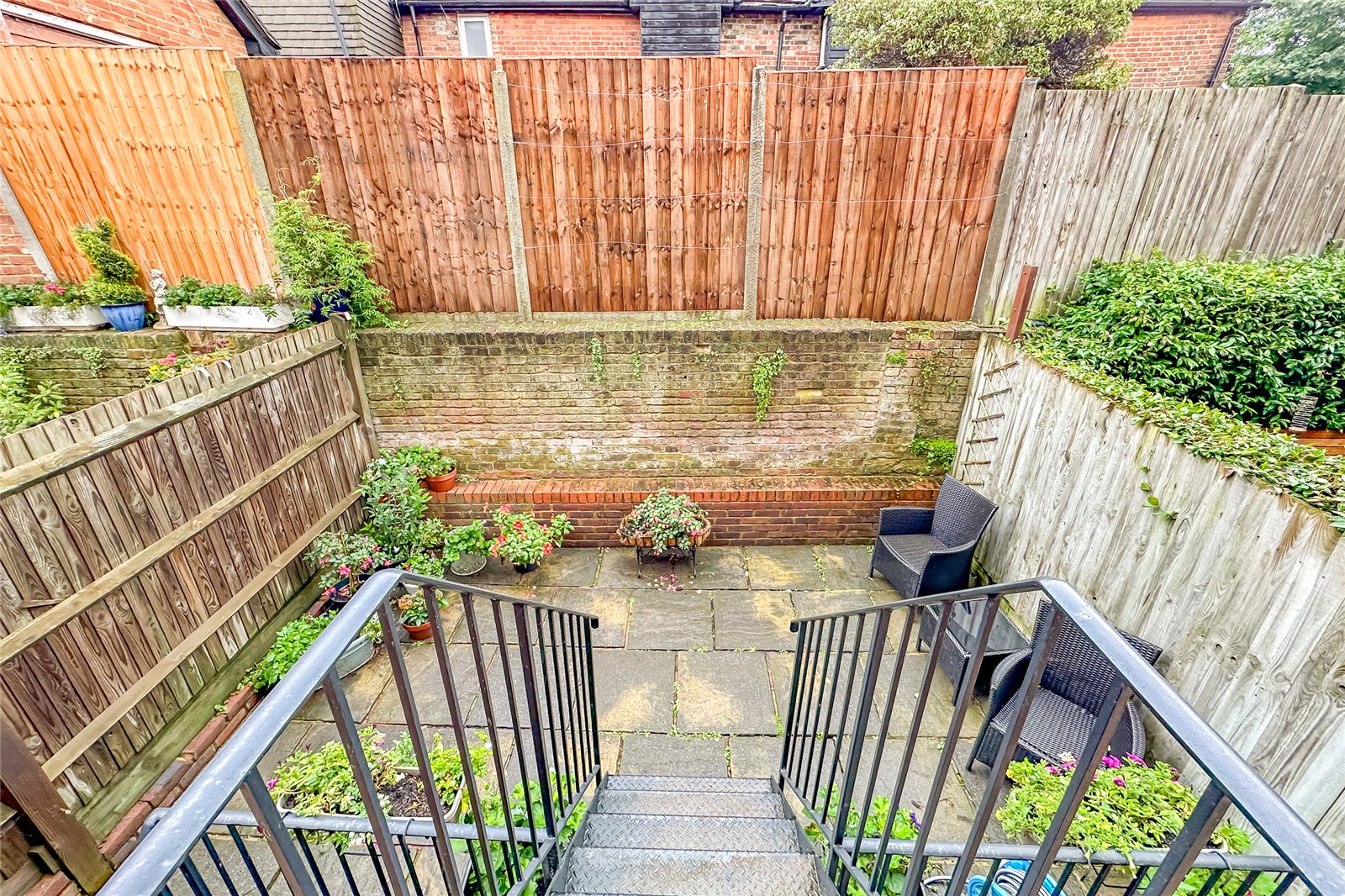 3 bed terraced house for sale in Saracens Head Yard, Pageant Road, St. Albans, Hertfordshire, AL1 - Property Image 13