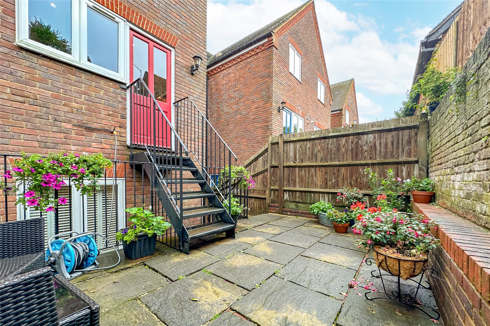 3 bed terraced house for sale in Saracens Head Yard, Pageant Road, St. Albans, Hertfordshire, AL1 - Property Image 16