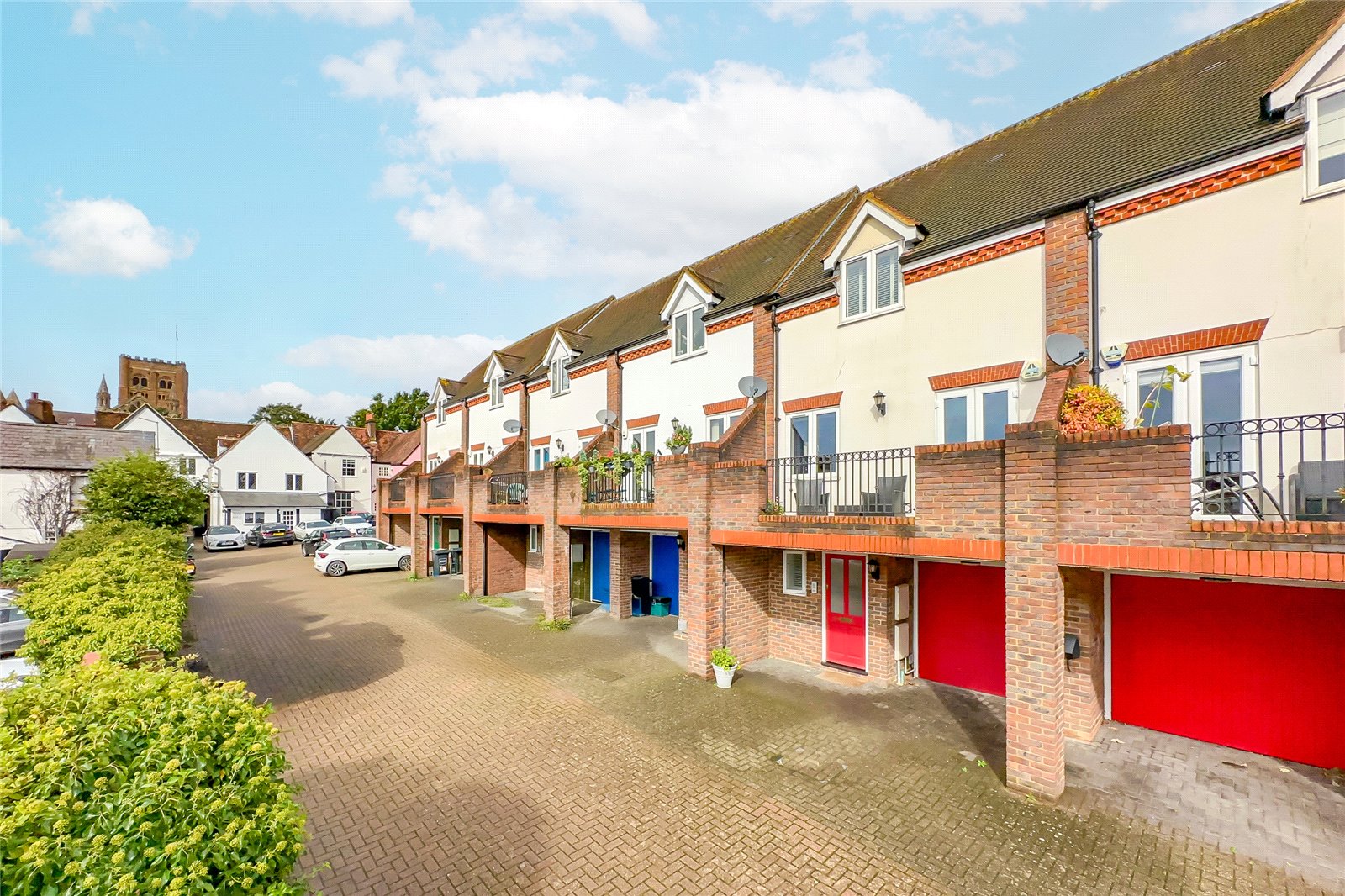 3 bed terraced house for sale in Saracens Head Yard, Pageant Road, St. Albans, Hertfordshire, AL1 - Property Image 1