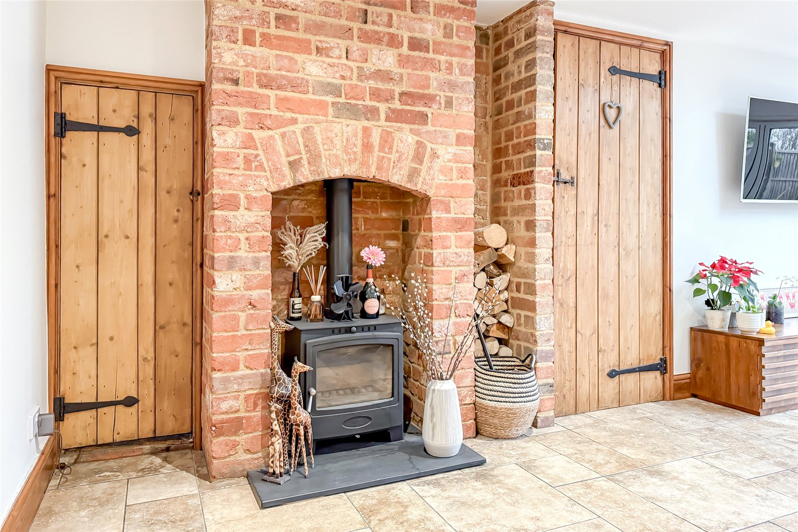 2 bed terraced house for sale in Bower Heath Lane, Bower Heath, Harpenden, Hertfordshire, AL5  - Property Image 7