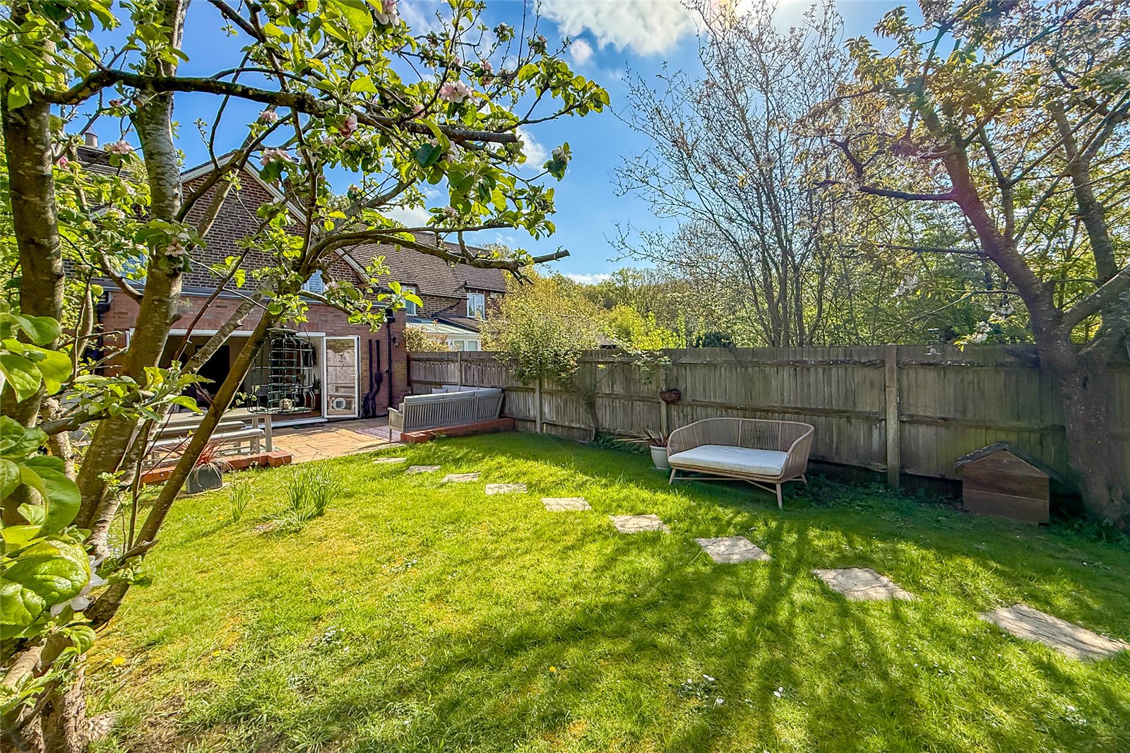 2 bed terraced house for sale in Bower Heath Lane, Bower Heath, Harpenden, Hertfordshire, AL5  - Property Image 25