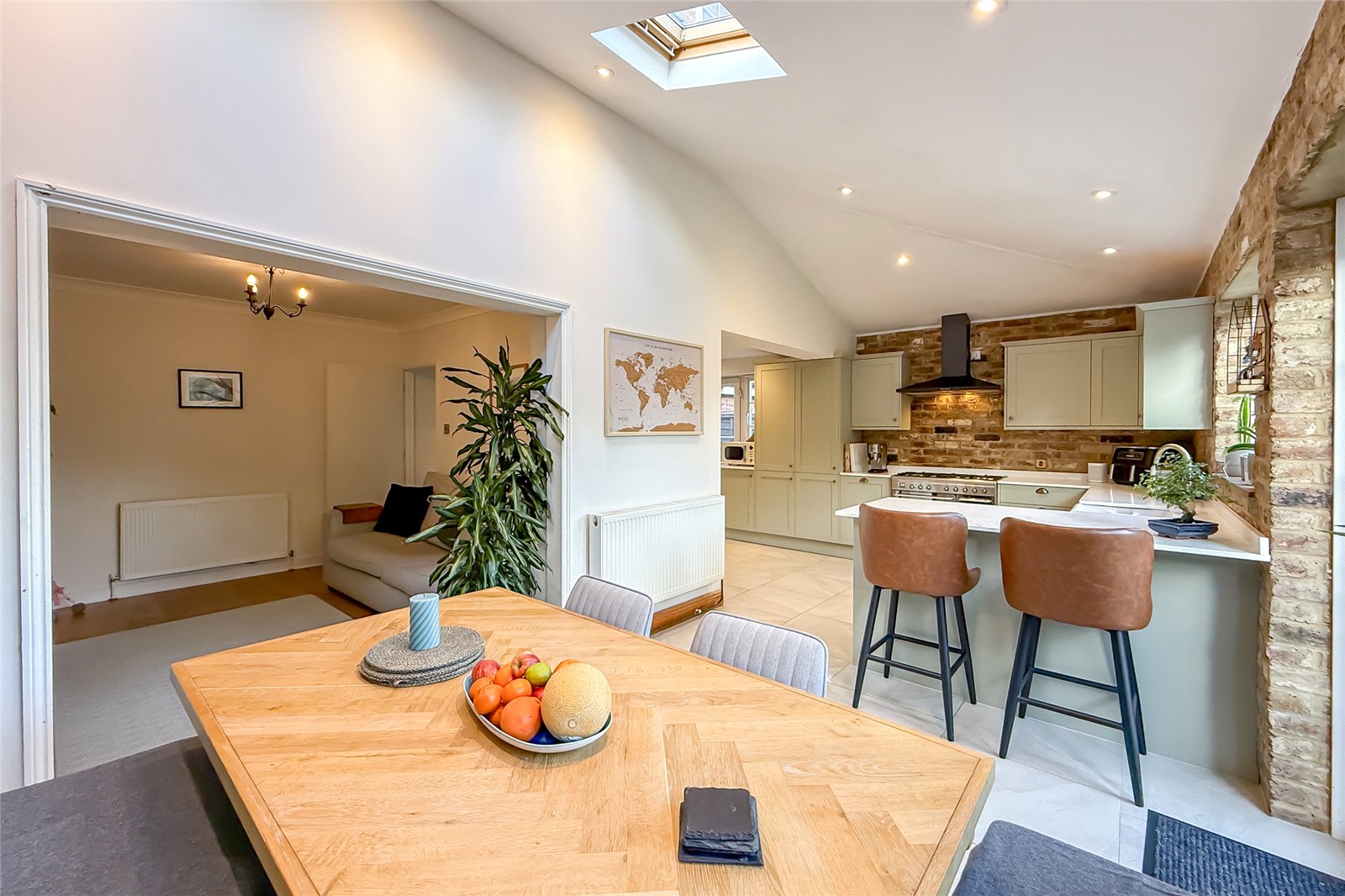 3 bed semi-detached house for sale in Ely Road, St. Albans, Hertfordshire, AL1  - Property Image 5