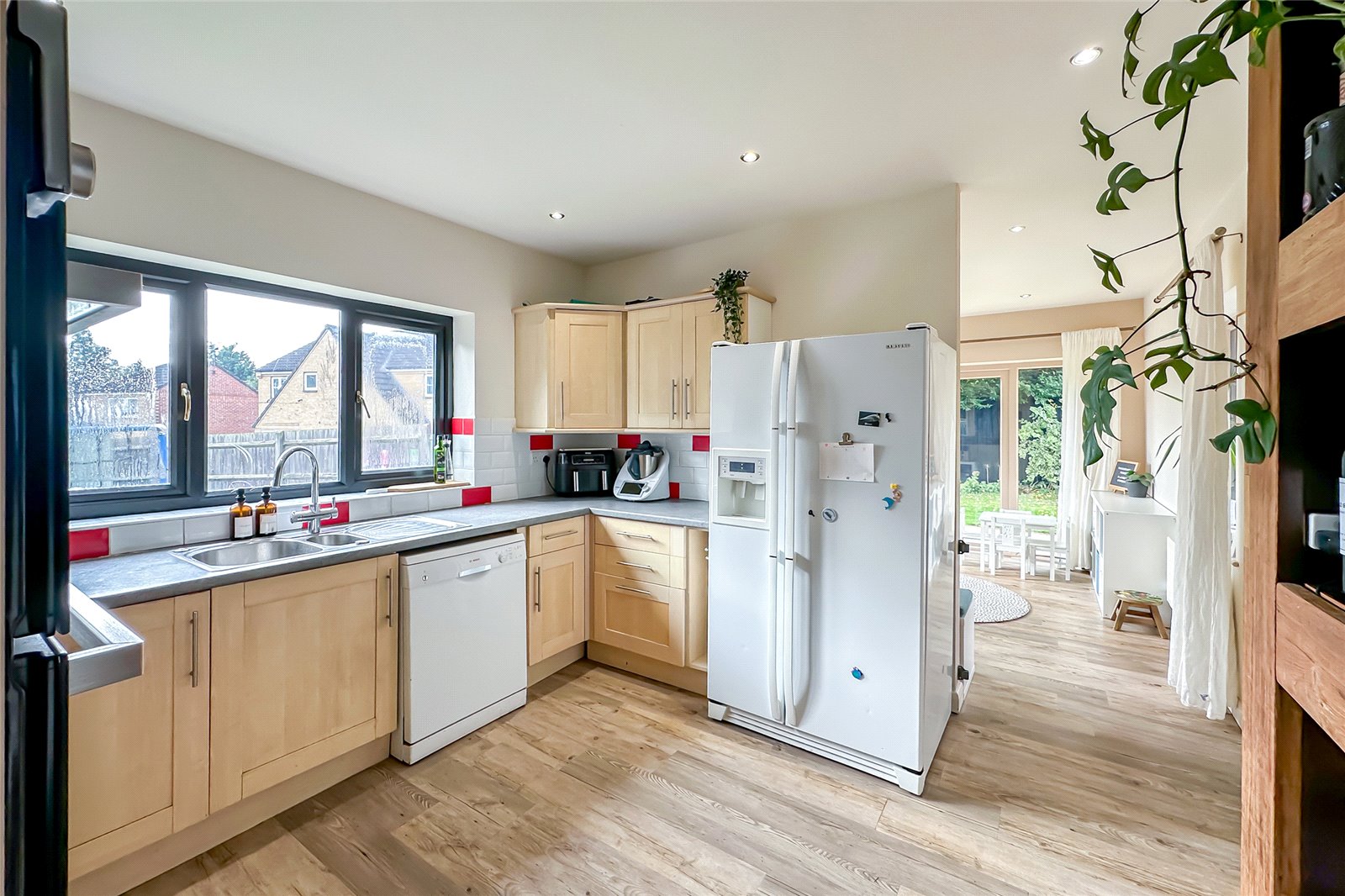 4 bed end of terrace house for sale in Hill End Lane, St. Albans, Hertfordshire, AL4 - Property Image 4