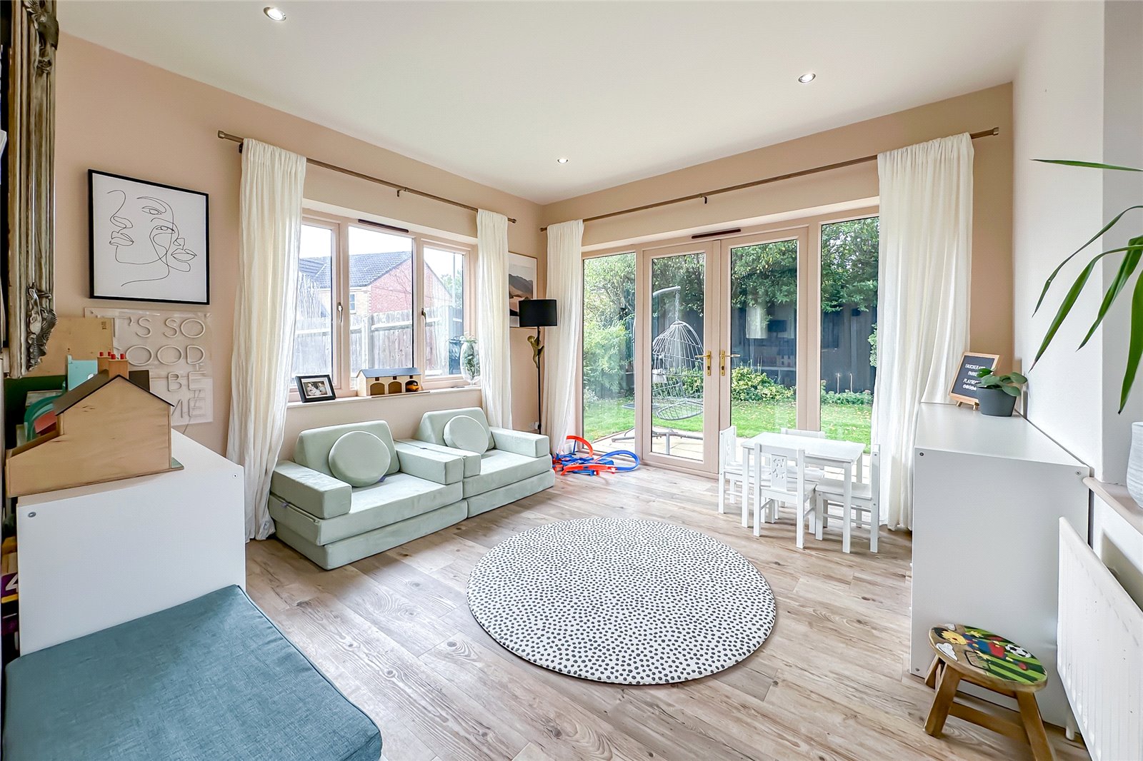 4 bed end of terrace house for sale in Hill End Lane, St. Albans, Hertfordshire, AL4 - Property Image 5