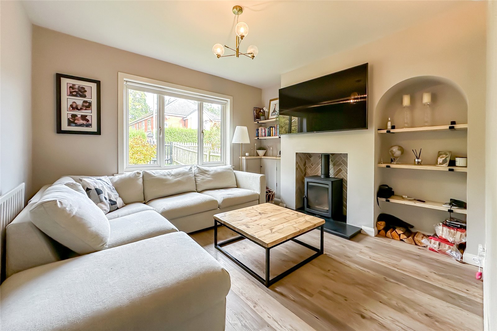 4 bed end of terrace house for sale in Hill End Lane, St. Albans, Hertfordshire, AL4 - Property Image 1