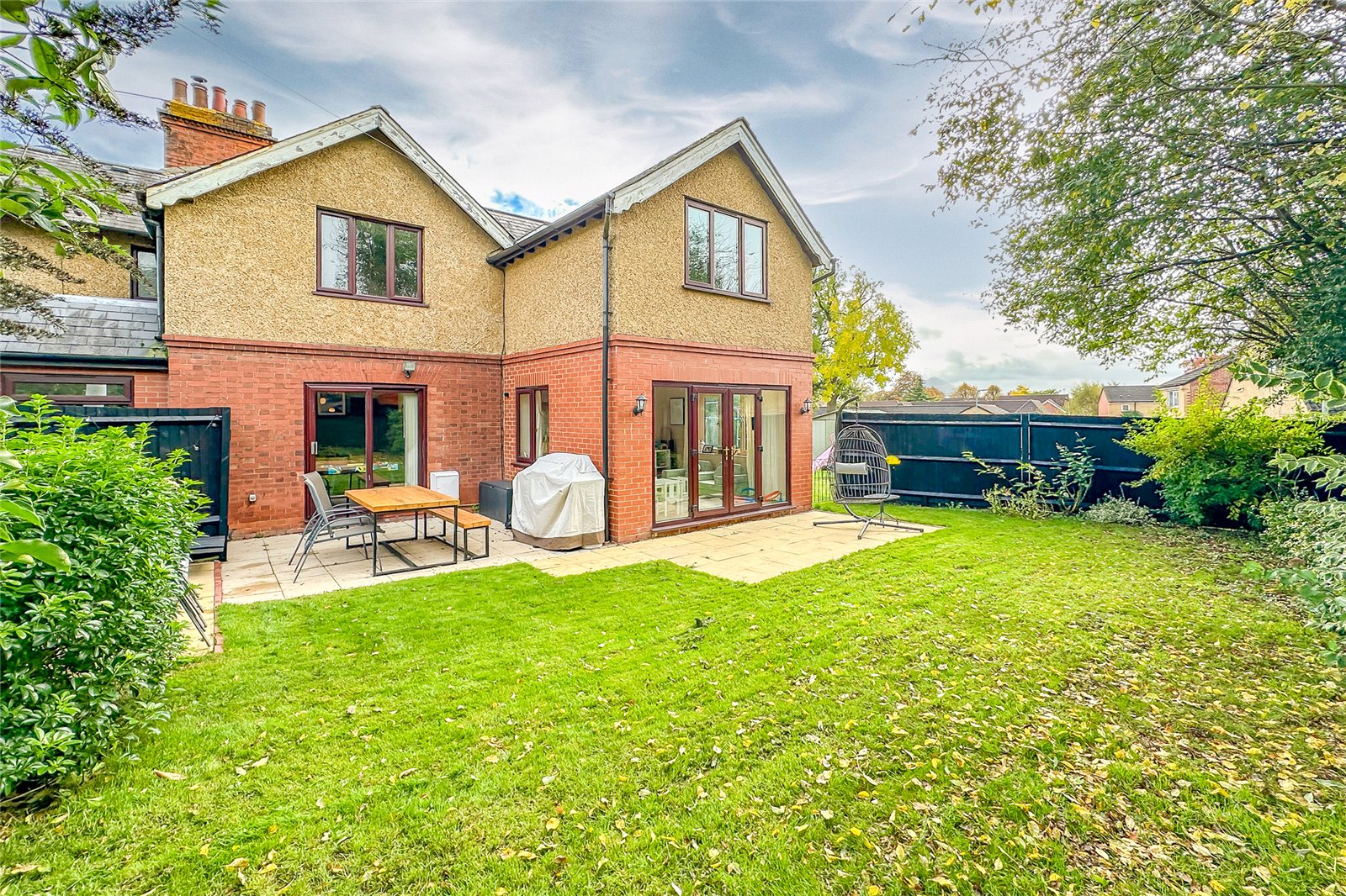 4 bed end of terrace house for sale in Hill End Lane, St. Albans, Hertfordshire, AL4 - Property Image 12