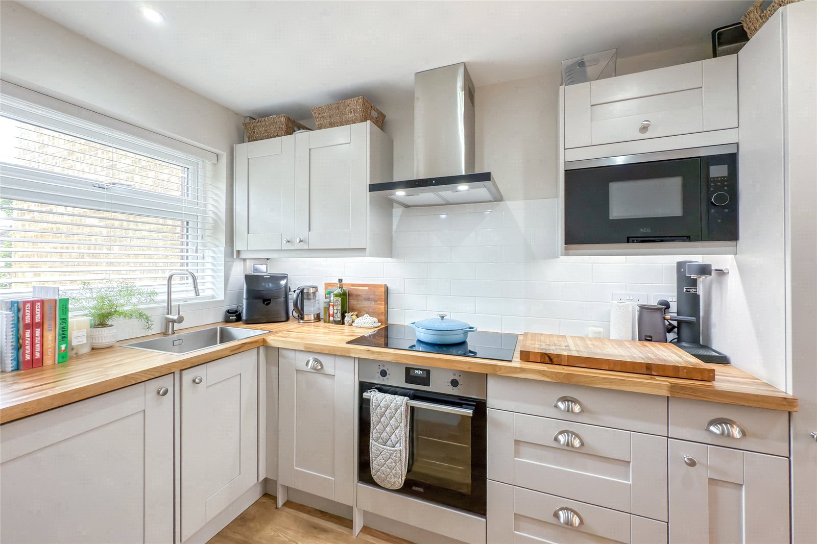 2 bed house for sale in Westfield Court, St. Albans, Hertfordshire, AL4 - Property Image 14