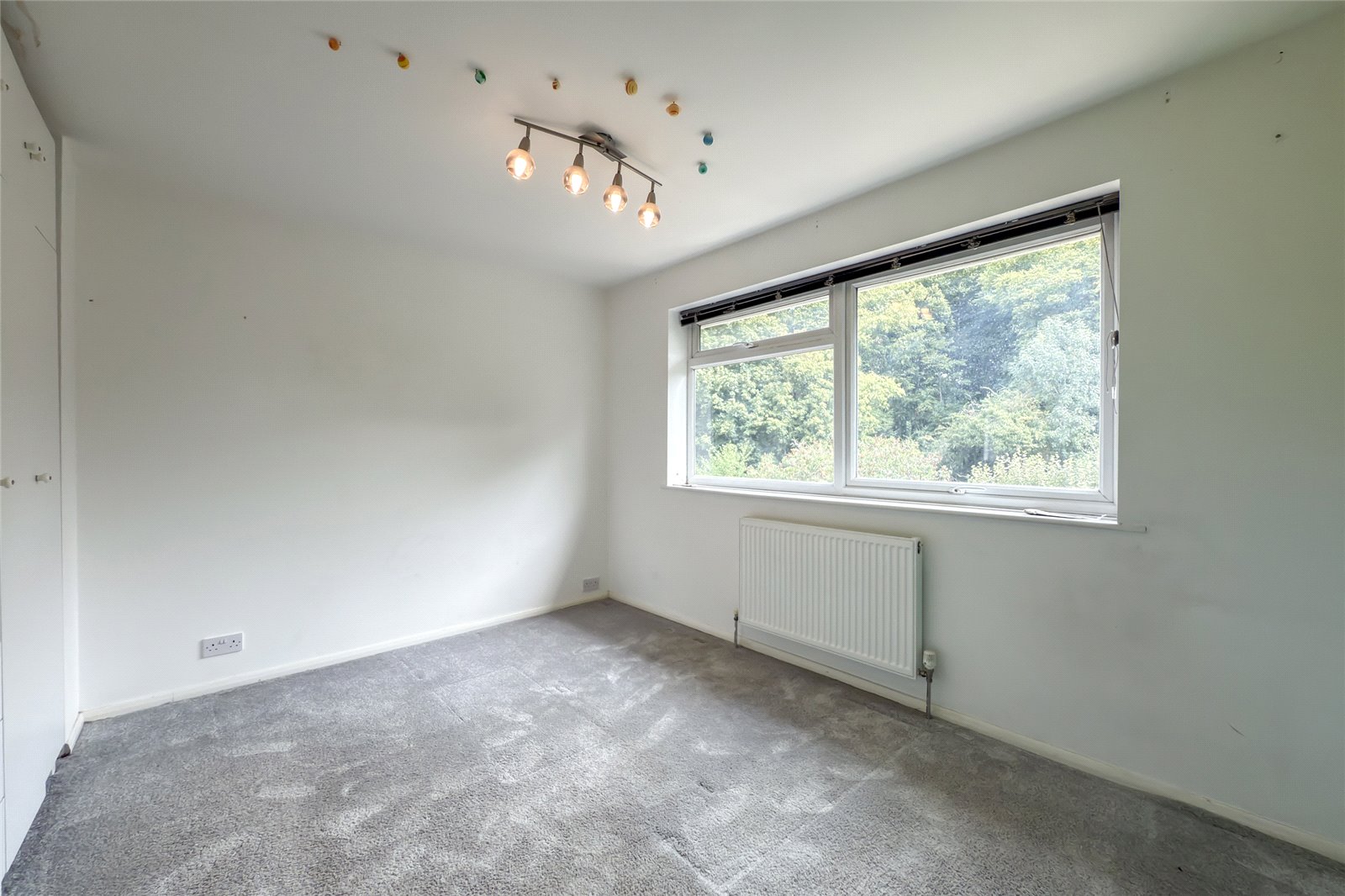 2 bed terraced house for sale in Elizabeth Court, St. Albans, Hertfordshire, AL4  - Property Image 6