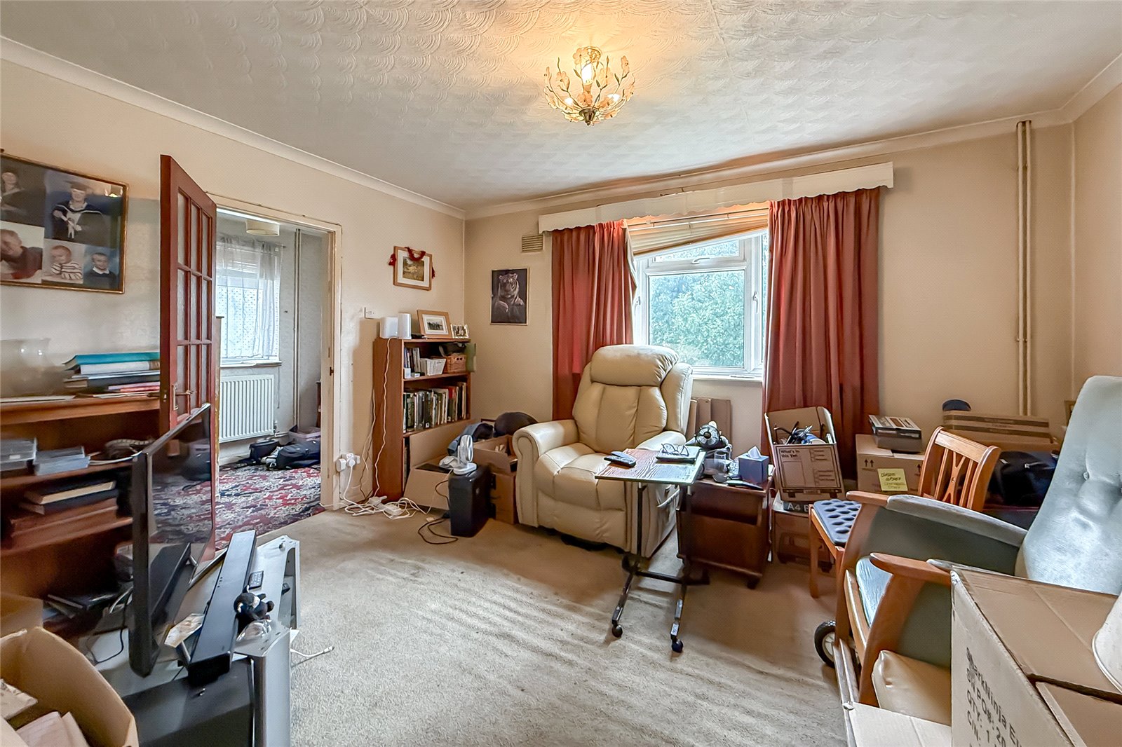3 bed semi-detached house for sale in Ladies Grove, St. Albans, Hertfordshire, AL3  - Property Image 14
