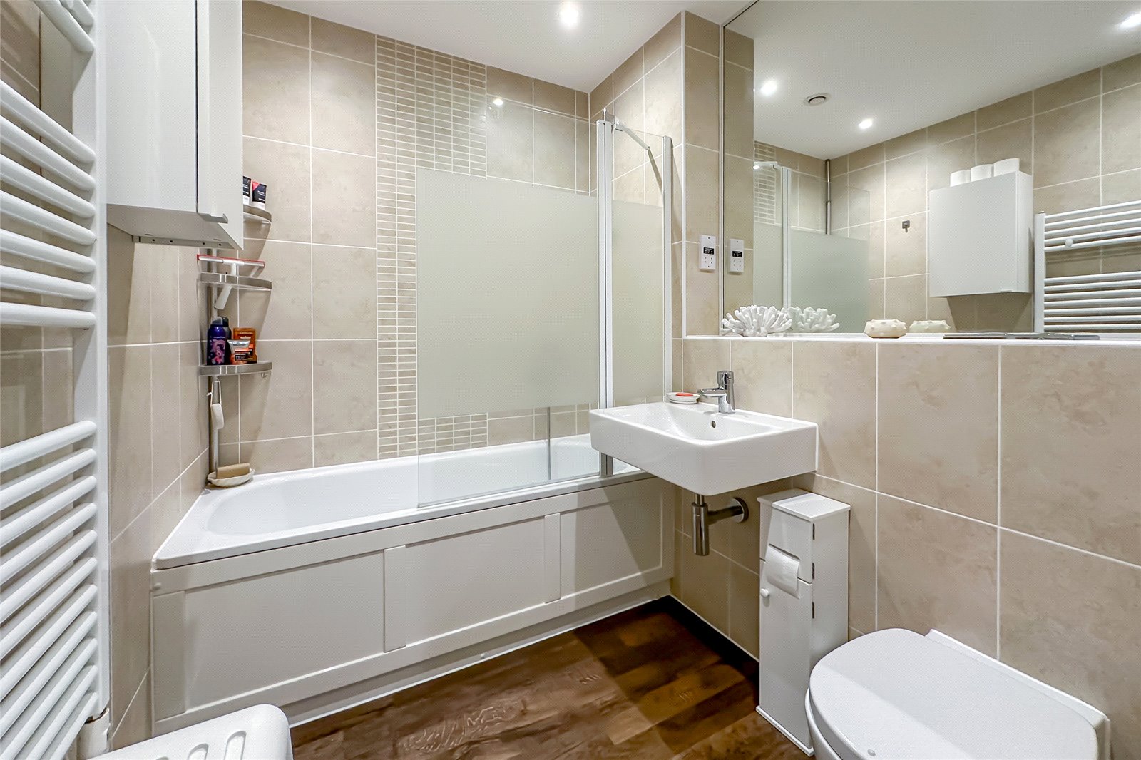 2 bed apartment for sale in Opus House, Charrington Place, St. Albans, Hertfordshire, AL1 - Property Image 8