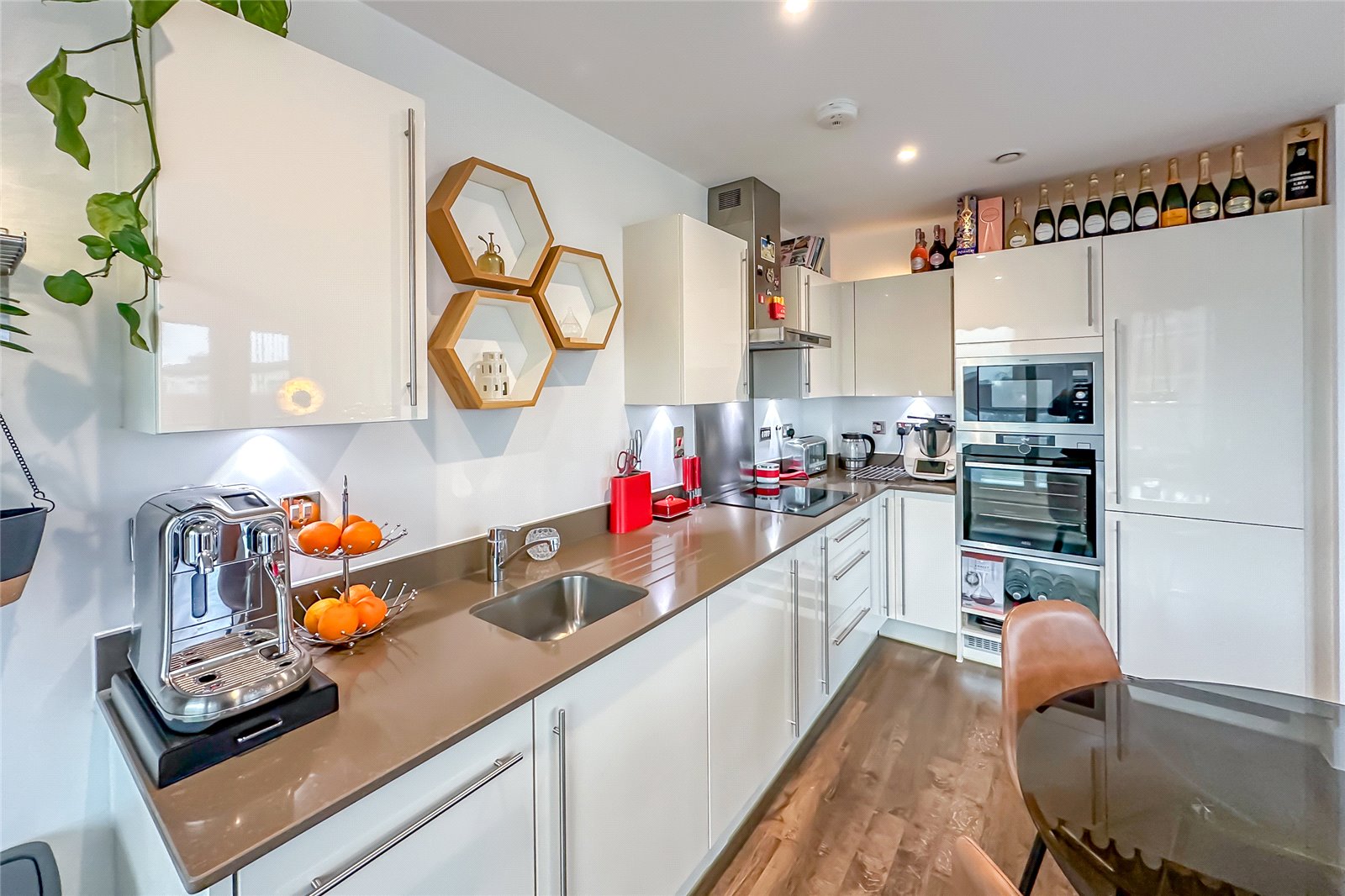 2 bed apartment for sale in Opus House, Charrington Place, St. Albans, Hertfordshire, AL1 - Property Image 12