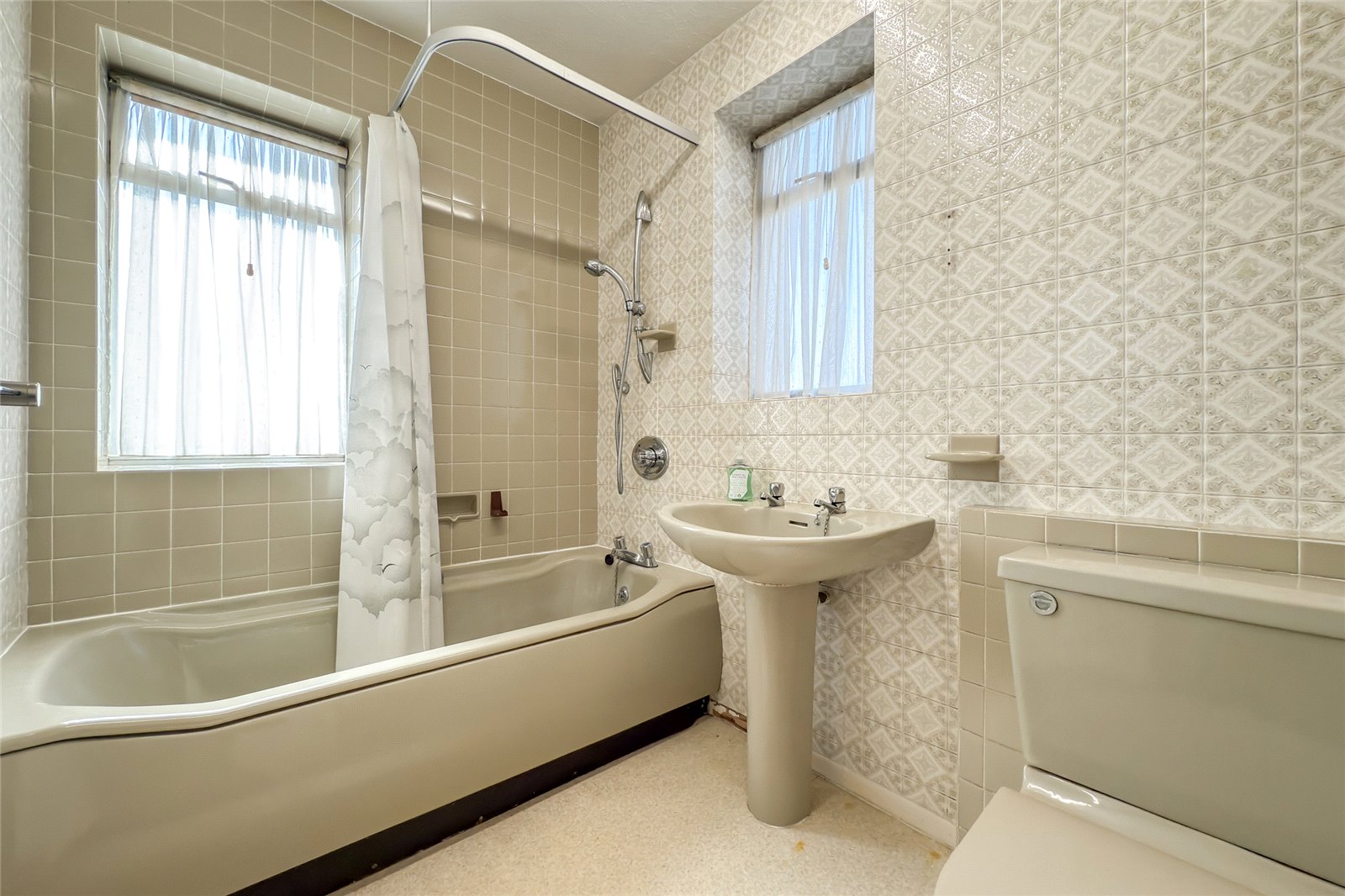 3 bed detached house for sale in Abbey Avenue, St. Albans, Hertfordshire, AL3  - Property Image 8