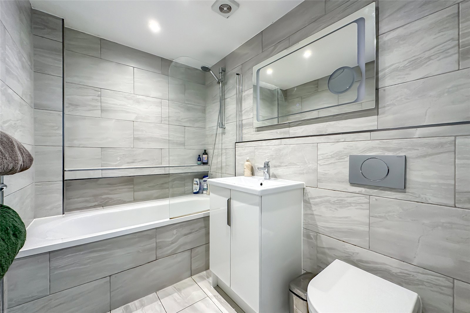 4 bed end of terrace house for sale in Leyland Avenue, St. Albans, Hertfordshire, AL1 - Property Image 12