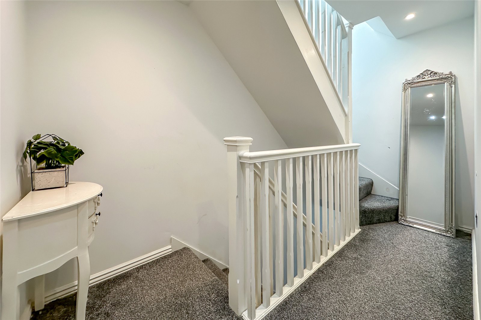 4 bed end of terrace house for sale in Leyland Avenue, St. Albans, Hertfordshire, AL1 - Property Image 17