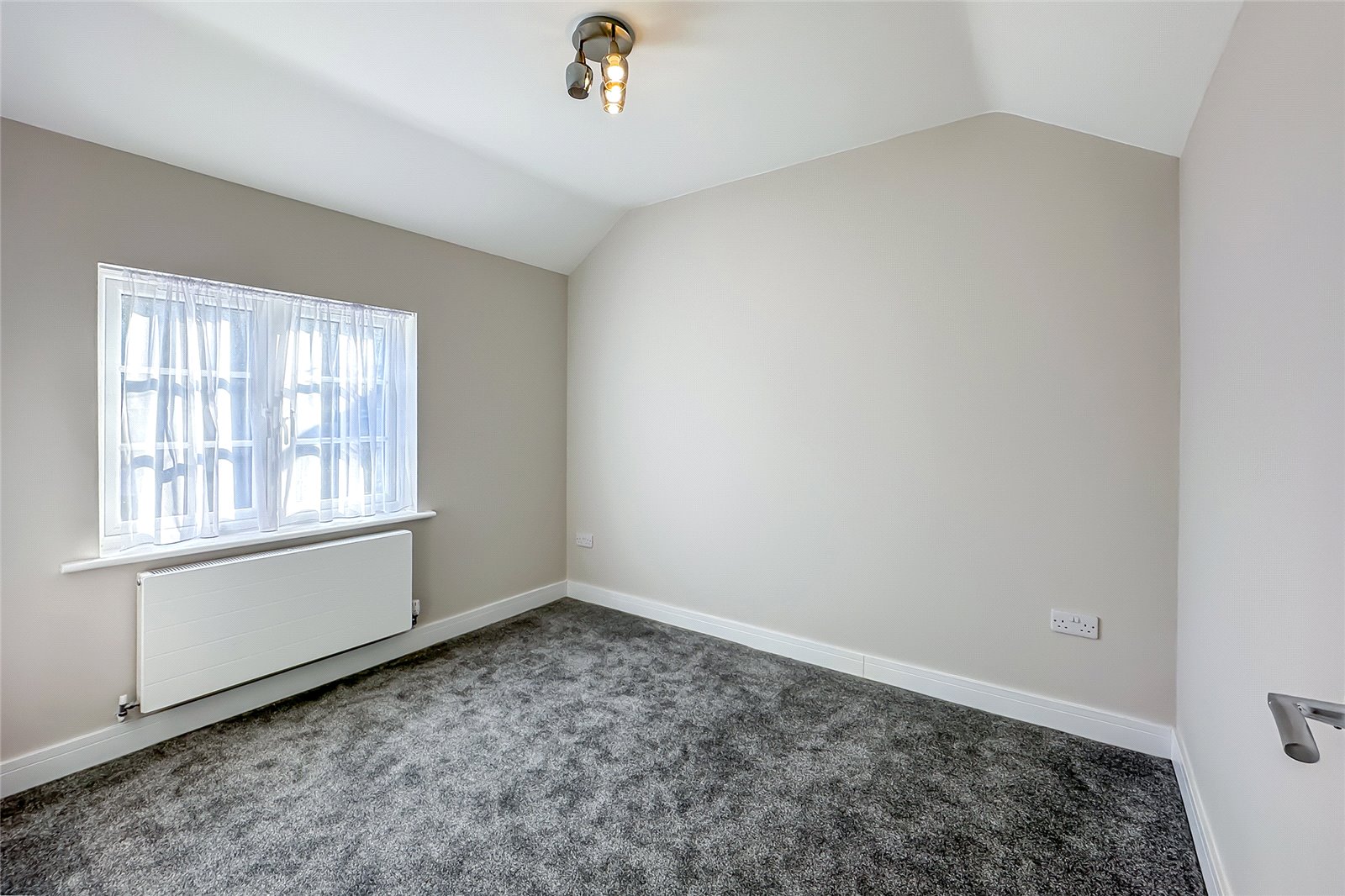 2 bed semi-detached house for sale in St. Stephens Hill, St. Albans, Hertfordshire, AL1 - Property Image 7