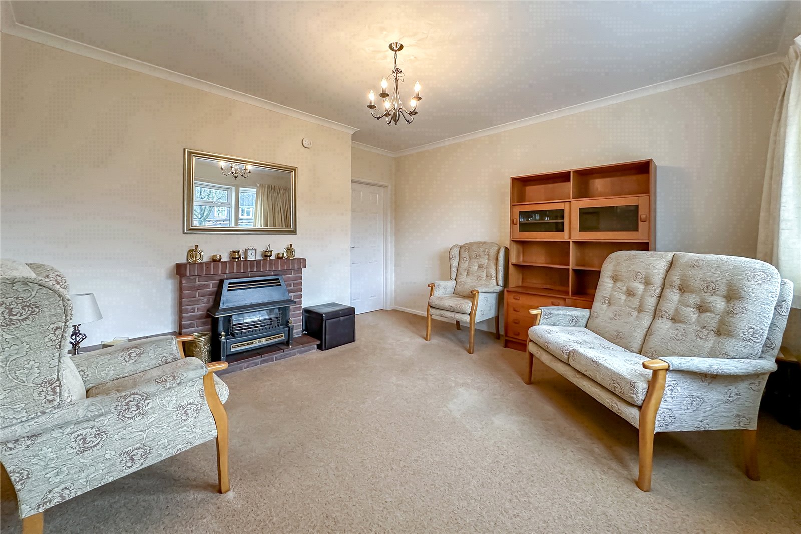 3 bed semi-detached house for sale in Manor Road, London Colney, St. Albans, Hertfordshire, AL2 - Property Image 4