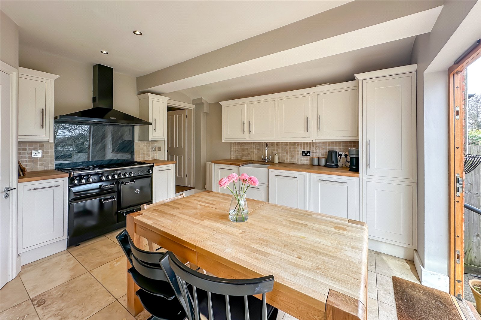 4 bed end of terrace house for sale in Dalton Street, St. Albans, Hertfordshire, AL3  - Property Image 4