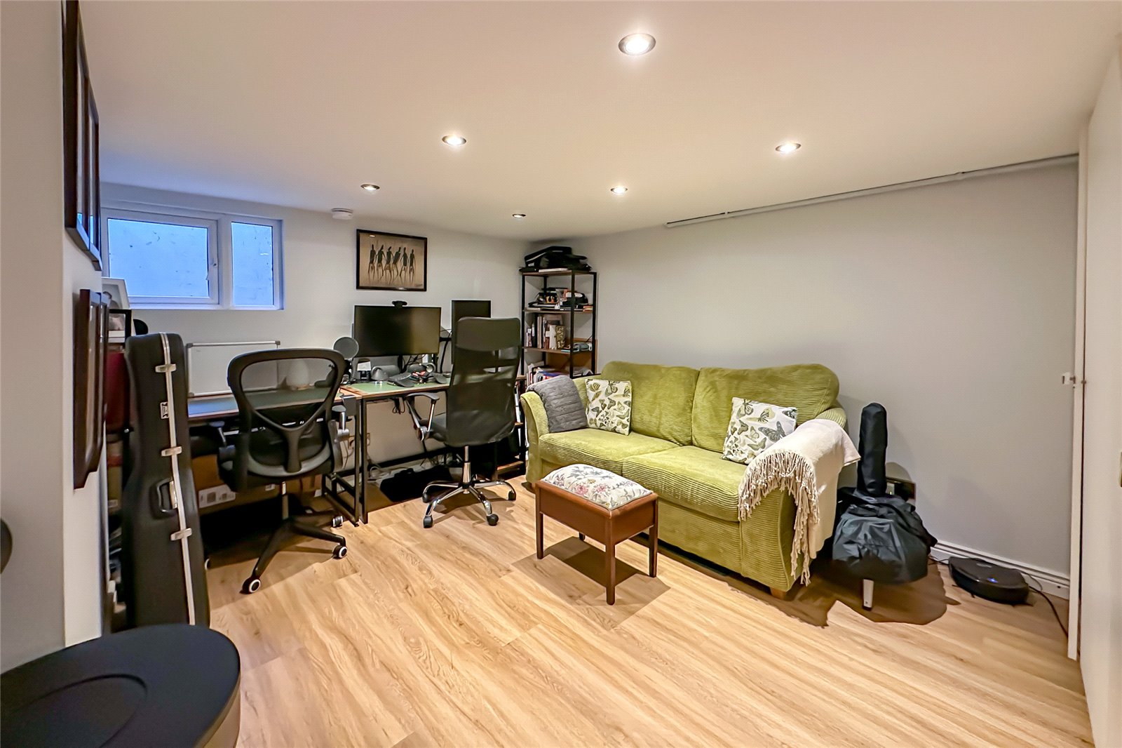 2 bed end of terrace house for sale in New Kent Road, St. Albans, Hertfordshire, AL1  - Property Image 5