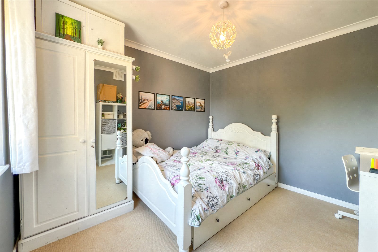 3 bed link detached house for sale in Meadowcroft, St. Albans, Hertfordshire, AL1  - Property Image 7
