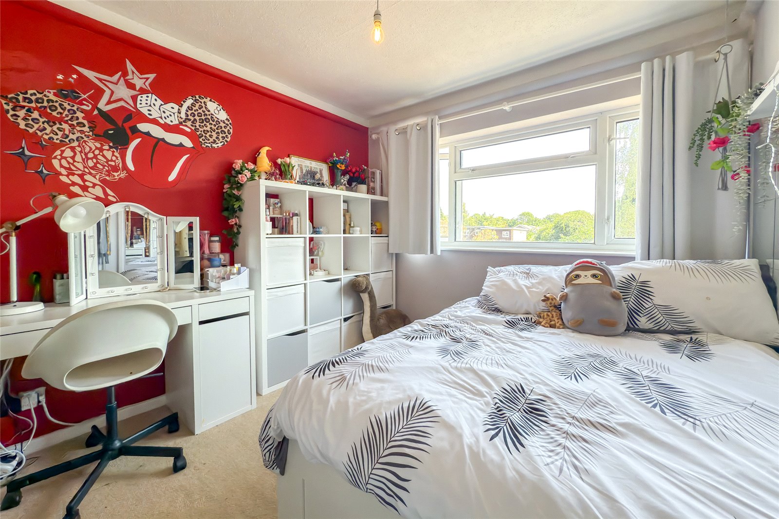 3 bed link detached house for sale in Meadowcroft, St. Albans, Hertfordshire, AL1  - Property Image 8