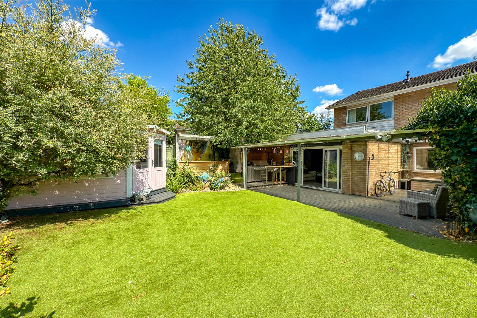 3 bed link detached house for sale in Meadowcroft, St. Albans, Hertfordshire, AL1  - Property Image 12