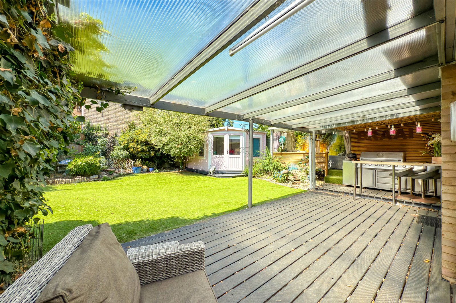 3 bed link detached house for sale in Meadowcroft, St. Albans, Hertfordshire, AL1  - Property Image 14