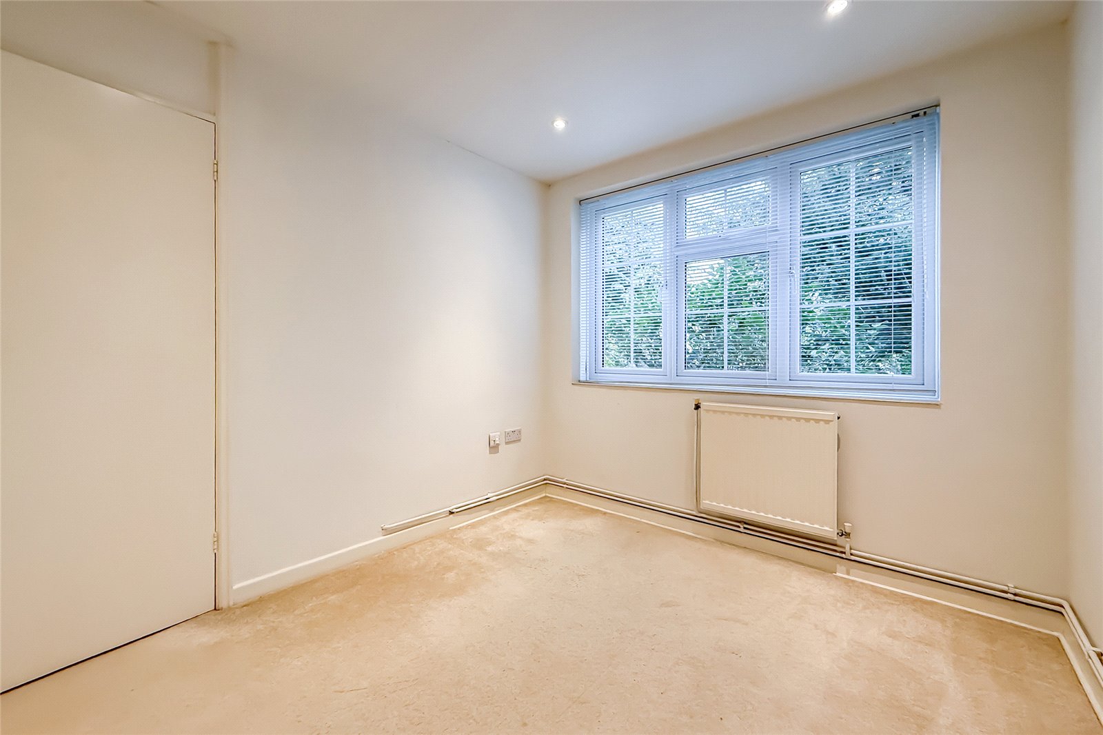 2 bed ground floor flat for sale in Westminster Court, St. Albans, Hertfordshire, AL1 - Property Image 10