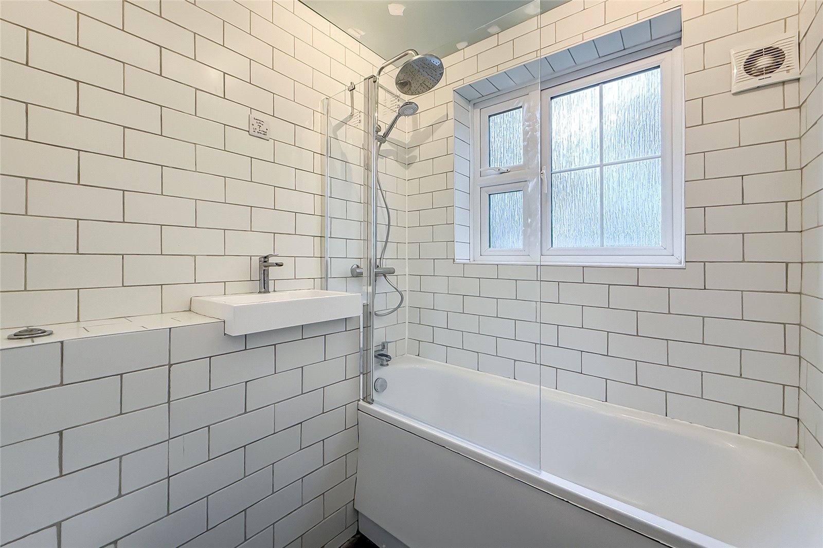 2 bed ground floor flat for sale in Westminster Court, St. Albans, Hertfordshire, AL1 - Property Image 11