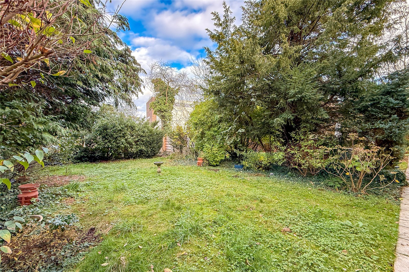 2 bed ground floor flat for sale in Westminster Court, St. Albans, Hertfordshire, AL1 - Property Image 12