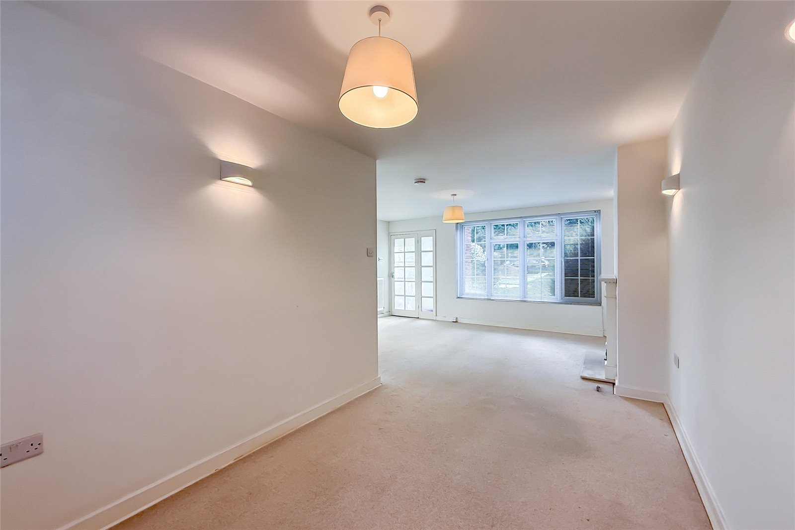 2 bed ground floor flat for sale in Westminster Court, St. Albans, Hertfordshire, AL1 - Property Image 17