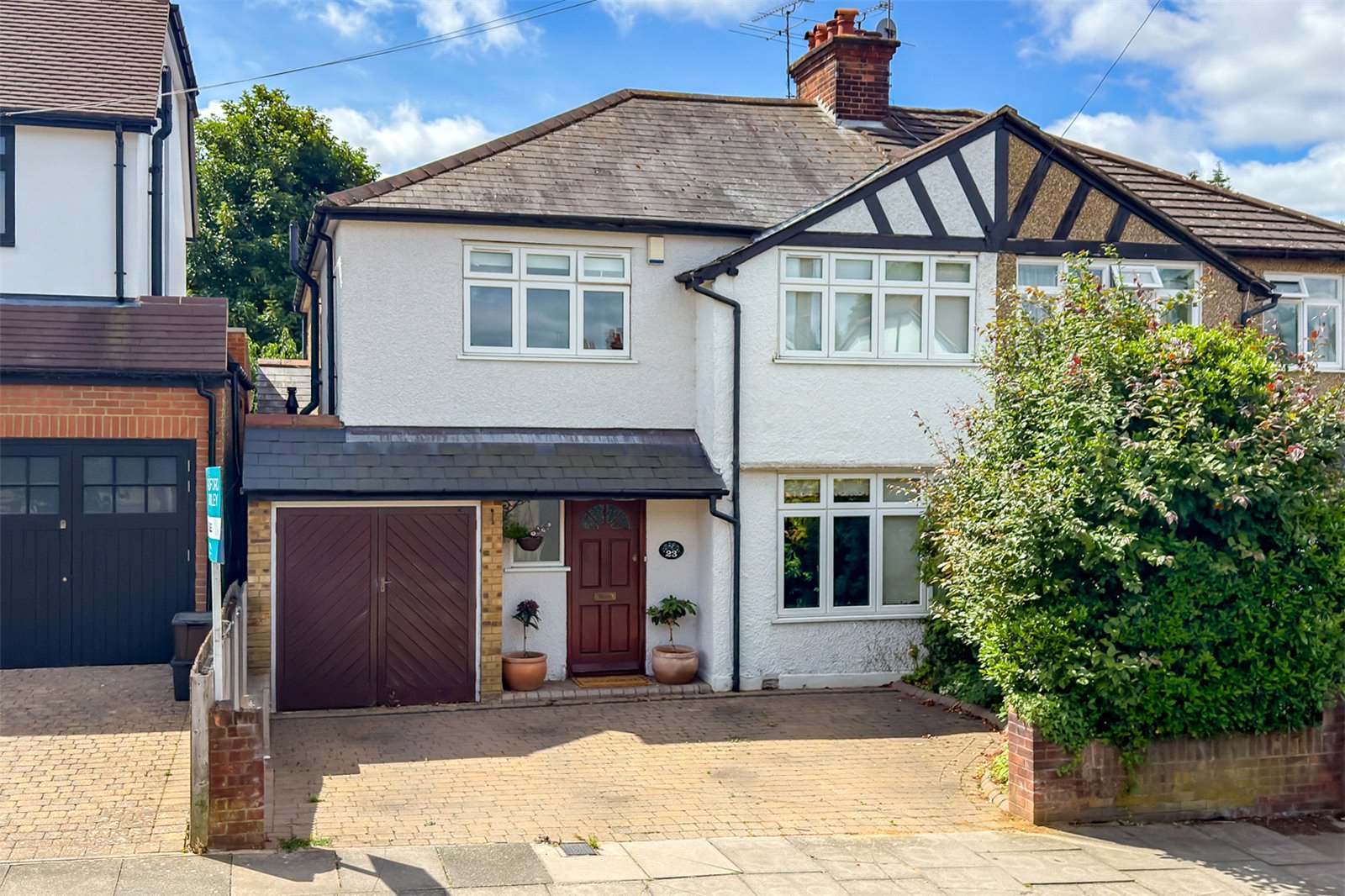 4 bed semi-detached house for sale in Salisbury Avenue, St. Albans, Hertfordshire, AL1 - Property Image 2