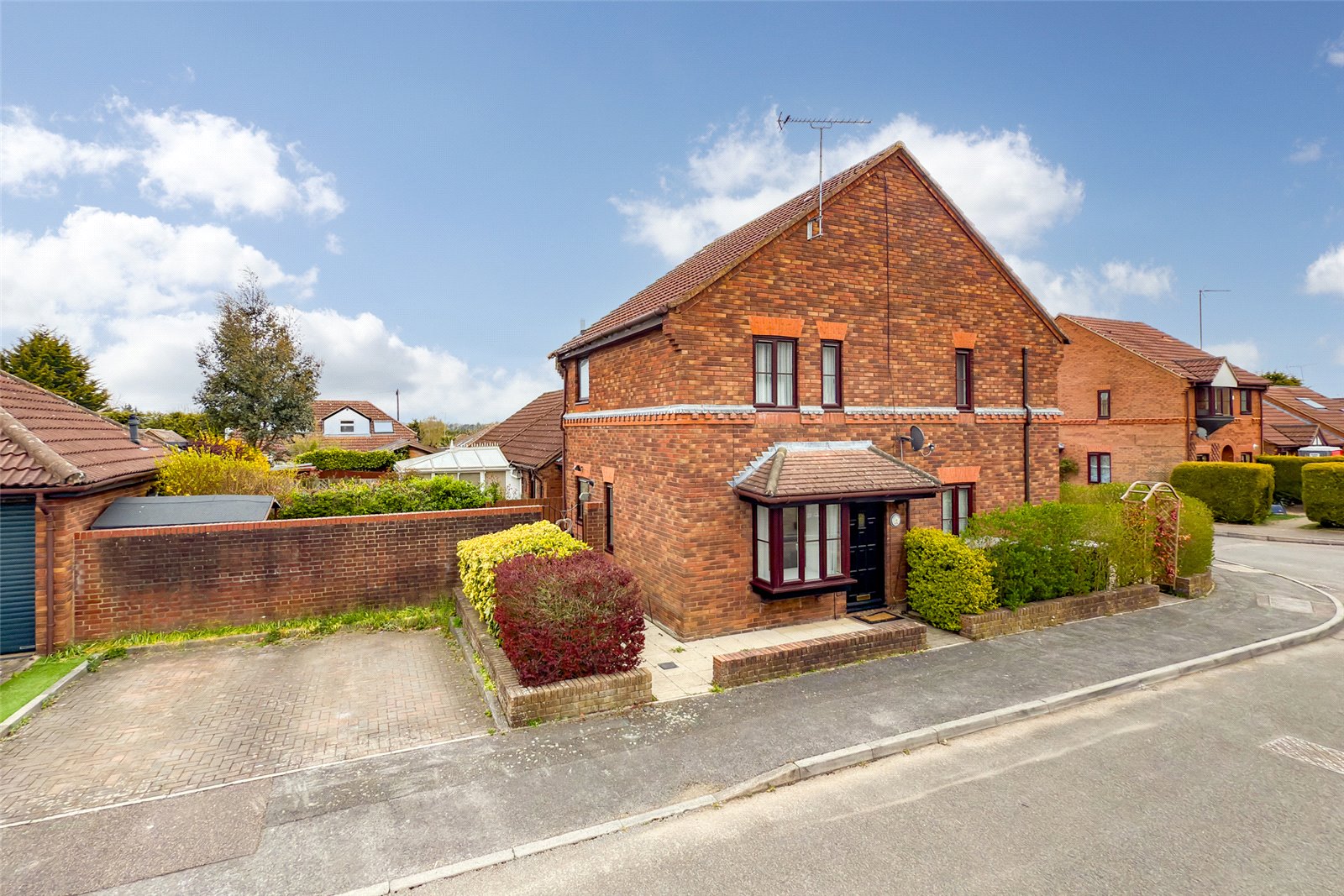 1 bed end of terrace house for sale in Woodlands, Park Street, St. Albans, Hertfordshire, AL2  - Property Image 1