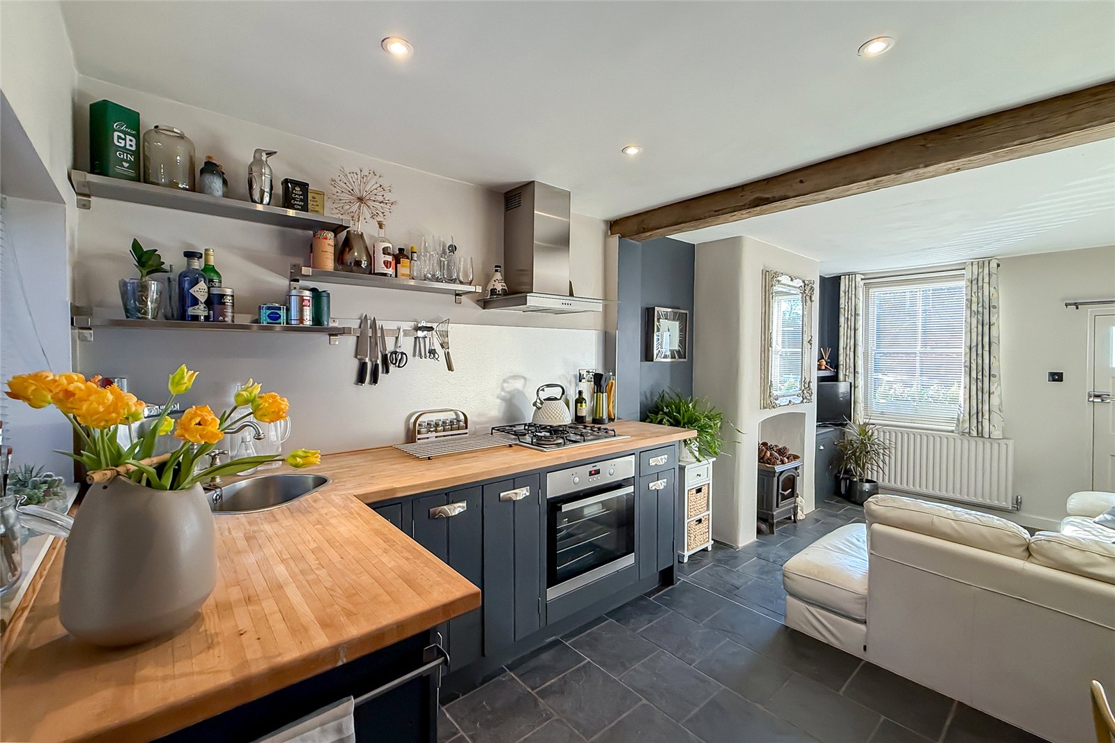 2 bed terraced house for sale in Fishpool Street, St. Albans, Hertfordshire, AL3  - Property Image 2