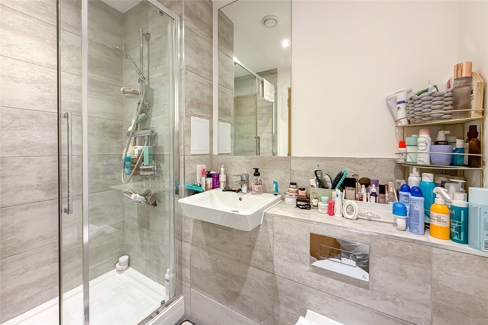 2 bed apartment for sale in Ellesmere Court, Stirling Drive, Luton, Bedfordshire, LU2 - Property Image 6