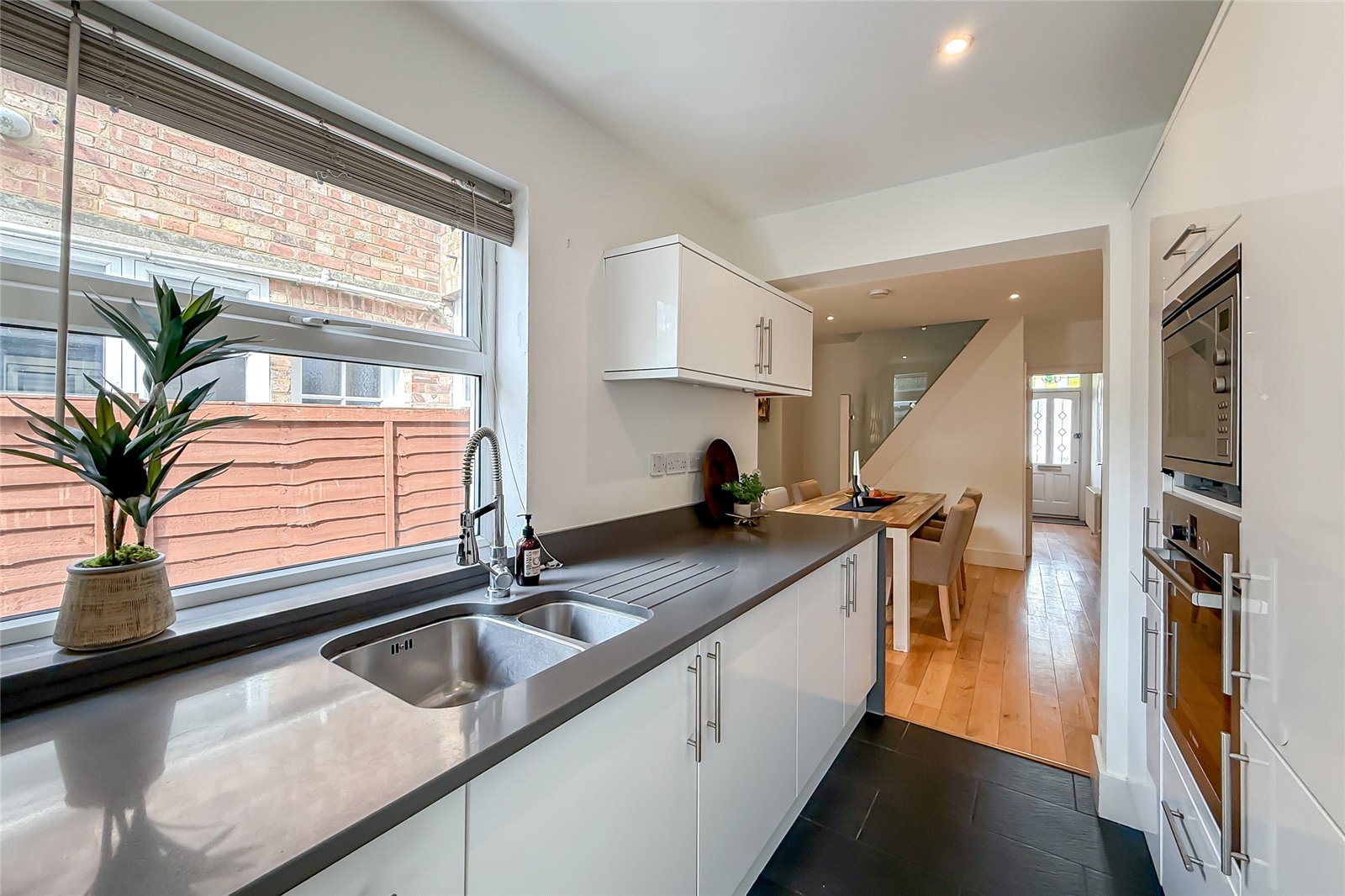2 bed end of terrace house for sale in Upper Culver Road, St. Albans, Hertfordshire, AL1  - Property Image 6