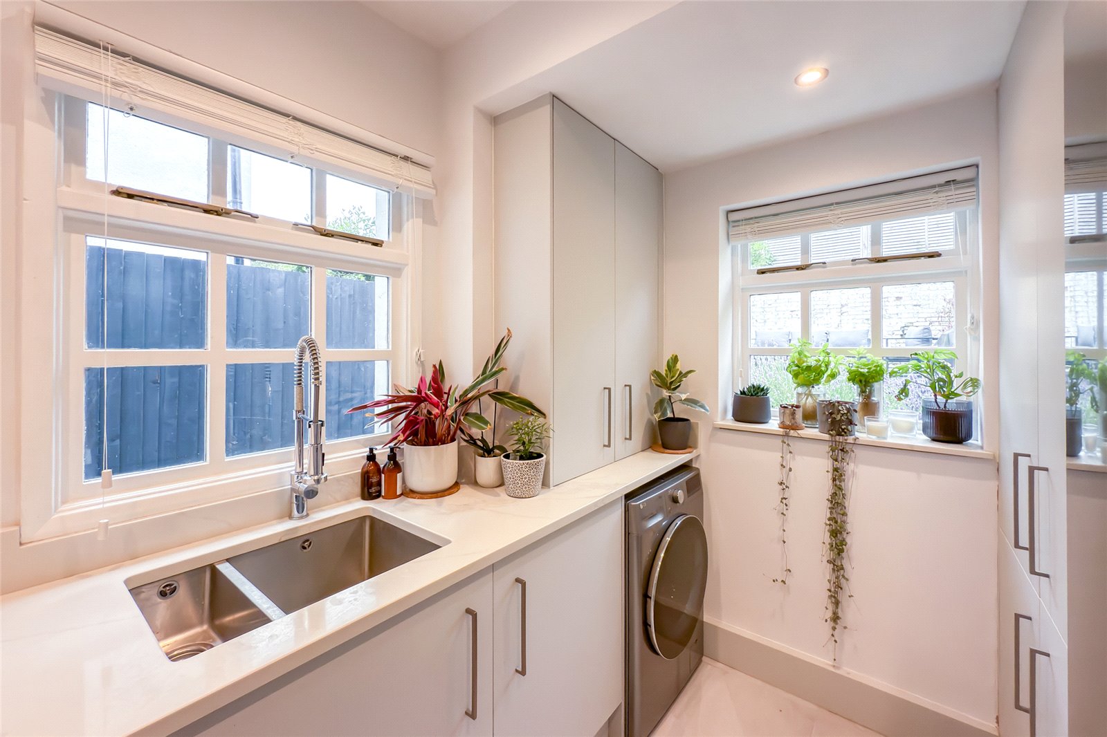2 bed terraced house for sale in Oster Street, St. Albans, Hertfordshire, AL3  - Property Image 6