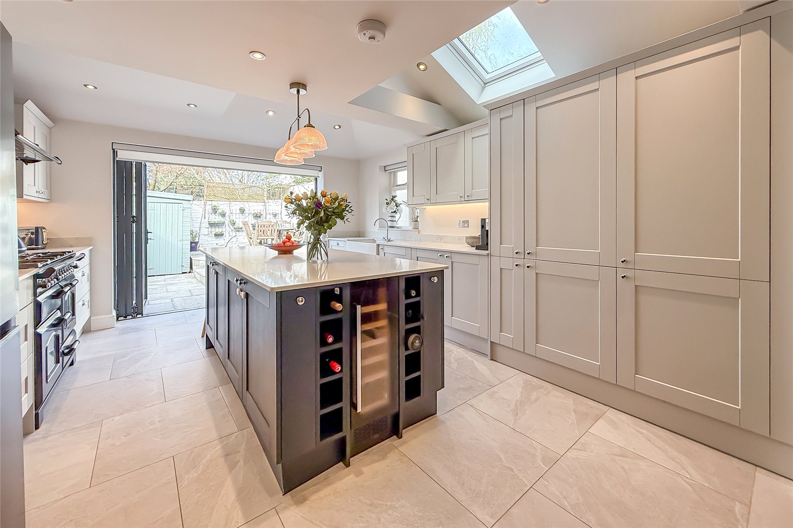 3 bed semi-detached house for sale in Worley Road, St. Albans, Hertfordshire, AL3  - Property Image 4