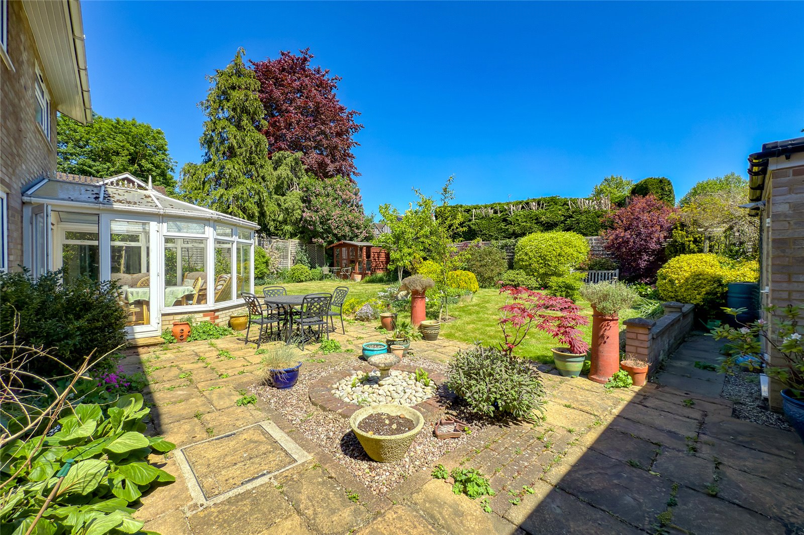 5 bed link detached house for sale in Meadowcroft, St. Albans, Hertfordshire, AL1  - Property Image 11
