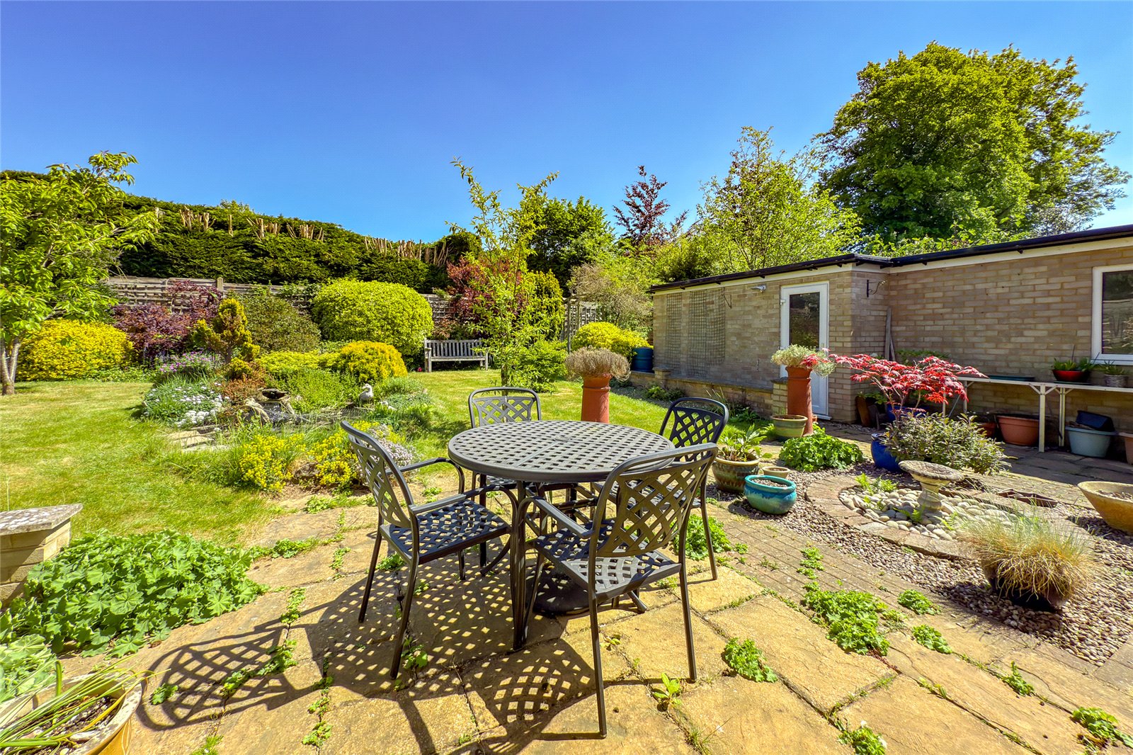 5 bed link detached house for sale in Meadowcroft, St. Albans, Hertfordshire, AL1  - Property Image 13