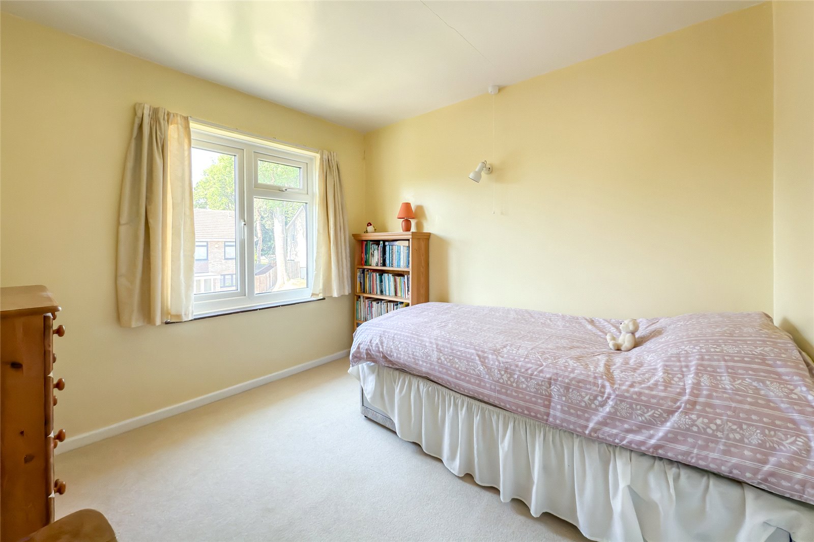 5 bed link detached house for sale in Meadowcroft, St. Albans, Hertfordshire, AL1  - Property Image 18