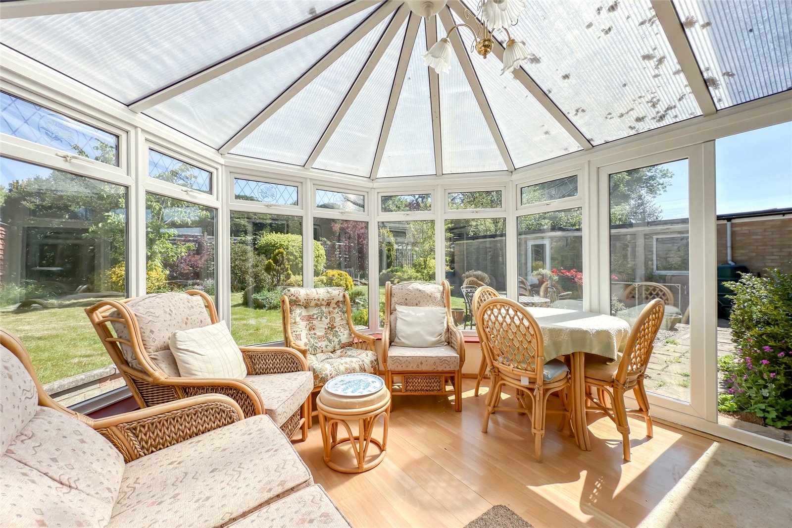 5 bed link detached house for sale in Meadowcroft, St. Albans, Hertfordshire, AL1  - Property Image 22