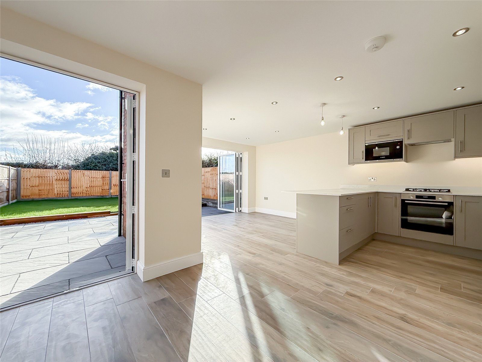 3 bed detached house for sale in Necton Road, Wheathampstead, Hertfordshire, AL4 - Property Image 21