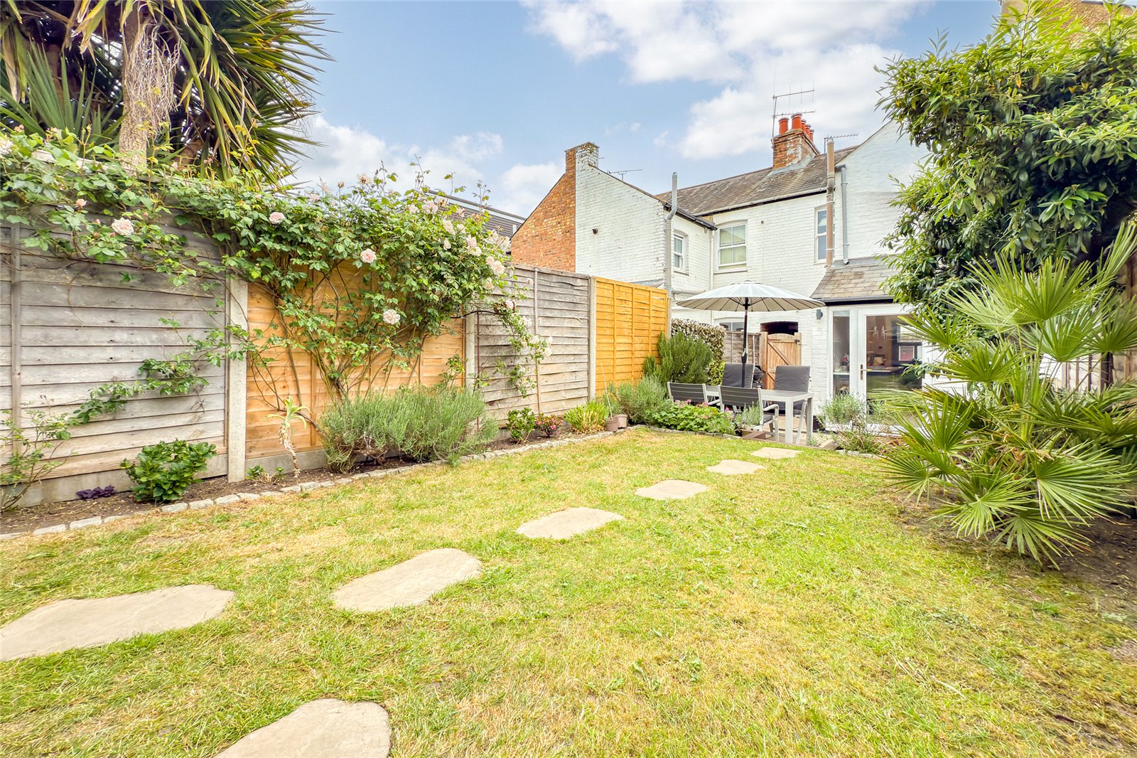 2 bed terraced house for sale in Arthur Road, St. Albans, Hertfordshire, AL1  - Property Image 11