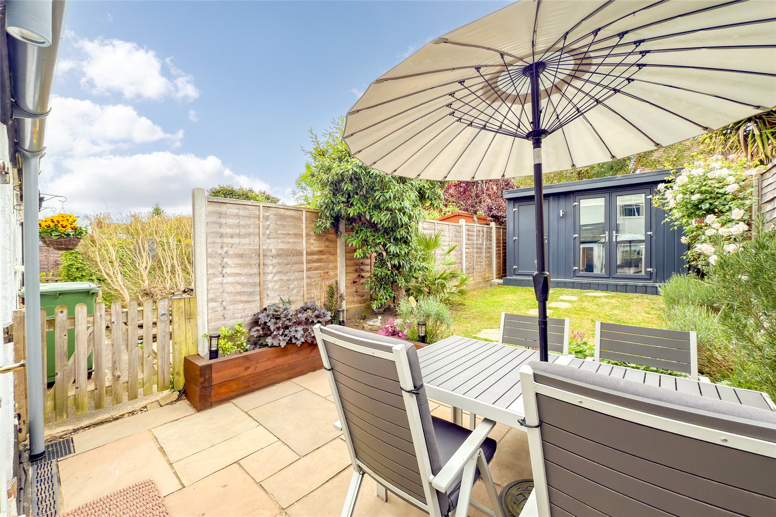 2 bed terraced house for sale in Arthur Road, St. Albans, Hertfordshire, AL1  - Property Image 14