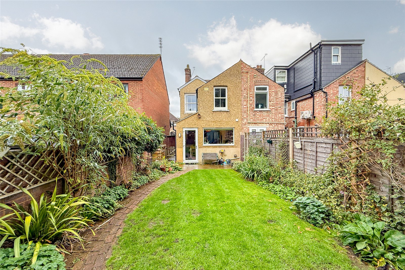 3 bed end of terrace house for sale in Castle Road, St. Albans, Hertfordshire, AL1  - Property Image 2