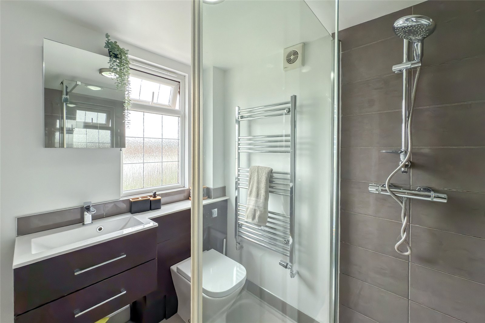 4 bed semi-detached house for sale in Linden Crescent, St. Albans, Hertfordshire, AL1  - Property Image 18