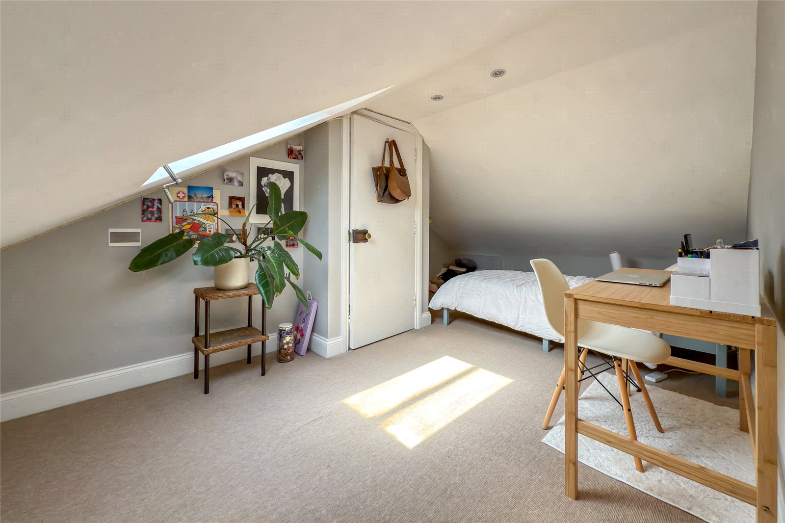 4 bed semi-detached house for sale in Kings Road, St. Albans, Hertfordshire, AL3 - Property Image 12