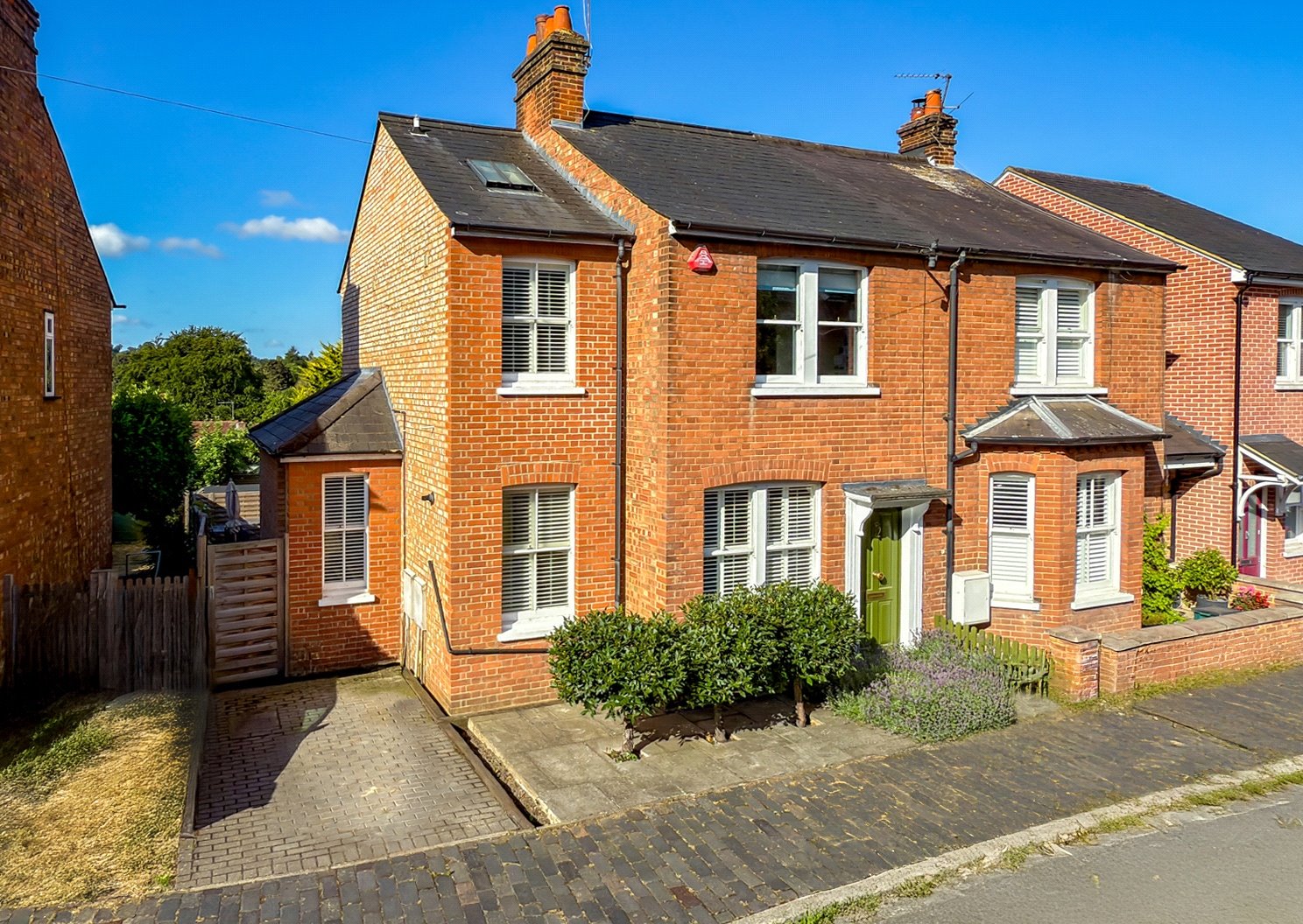 4 bed semi-detached house for sale in Kings Road, St. Albans, Hertfordshire, AL3 - Property Image 2